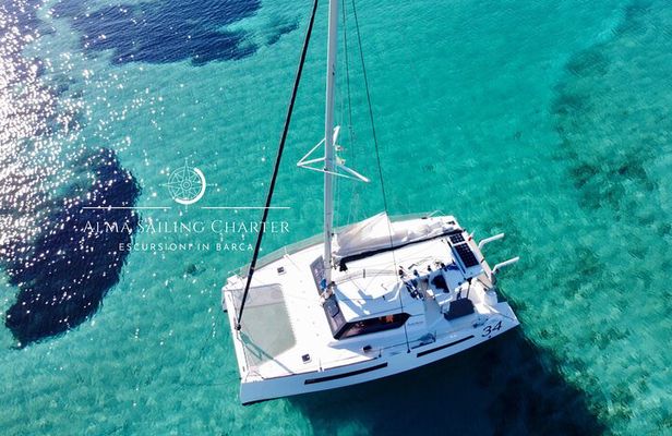 Cagliari : Catamaran excursion with Prosecco toast