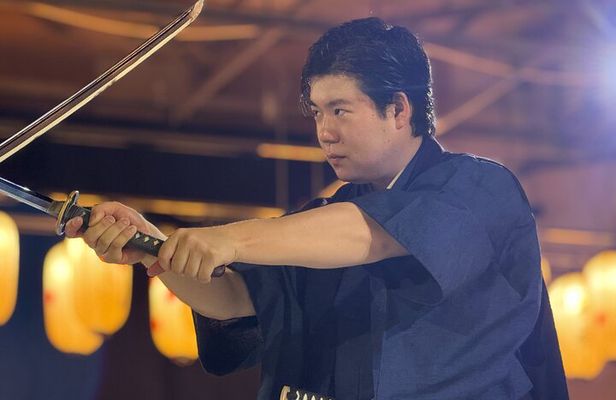 Osaka:Samurai Show & Experience with Halal Sukiyaki