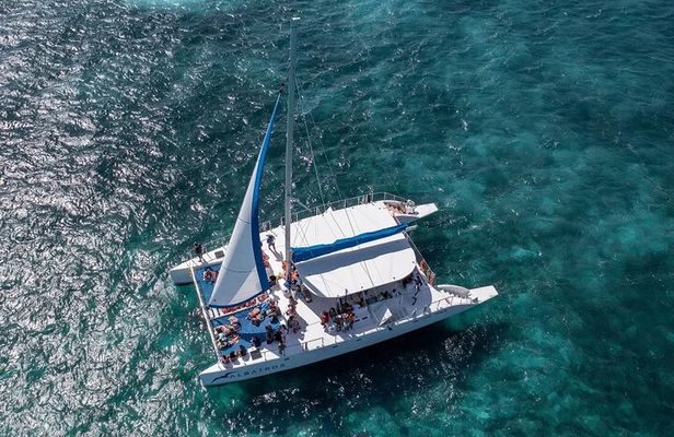Sunsations Adults Only Catamaran Tour To Isla Mujeres