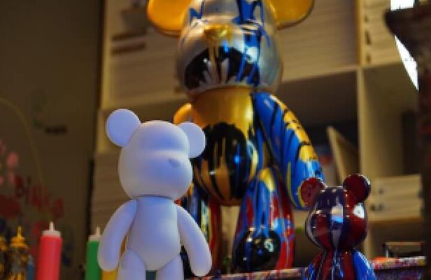 Atlanta Art Fun: Create a Pour Bear & Canvas Combo