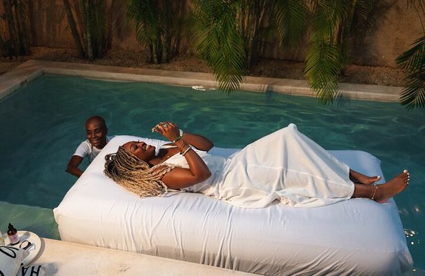 Sunset Floating Sound Bath Meditation with Mindful Bites