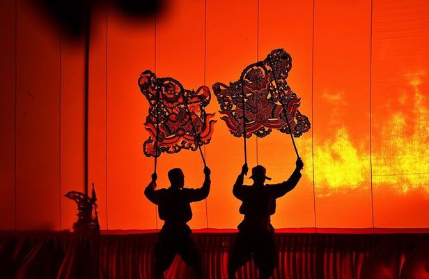 Private Floating & Train Market + CAVE + Giant Shadow PUPPET