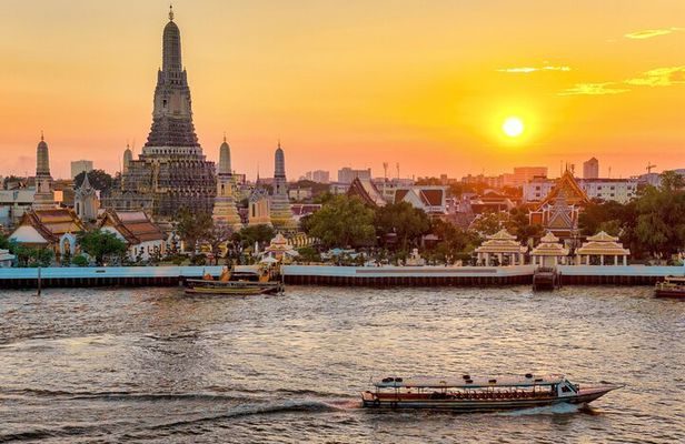 Private tour to Temples and Canal Tour