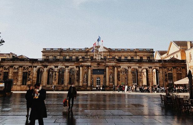 Bordeaux City Walking Tour Discover Historic Landmarks