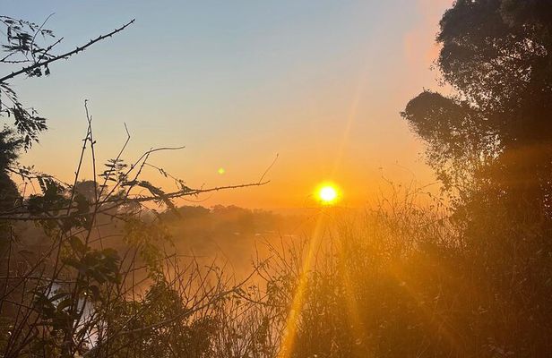 Victoria Falls Private Sunrise Tour with Lookout Breakfast