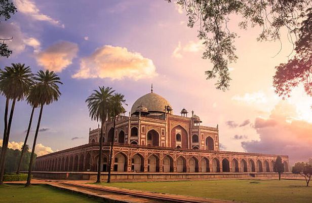 Old & New Delhi Culture & Architecture City Private Tour