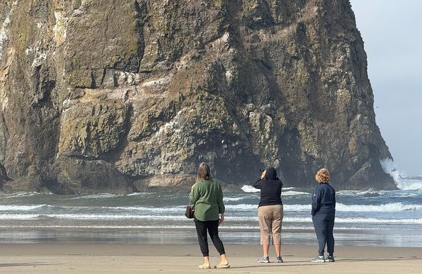 Whale Watching Depoe Bay Cannon Beach And Tillamook