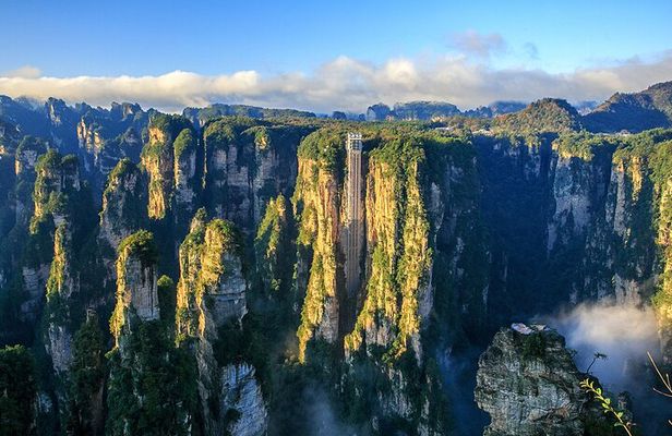 4-Day Private Zhangjiajie Tour: Avatar Mountains & Glass Bridge
