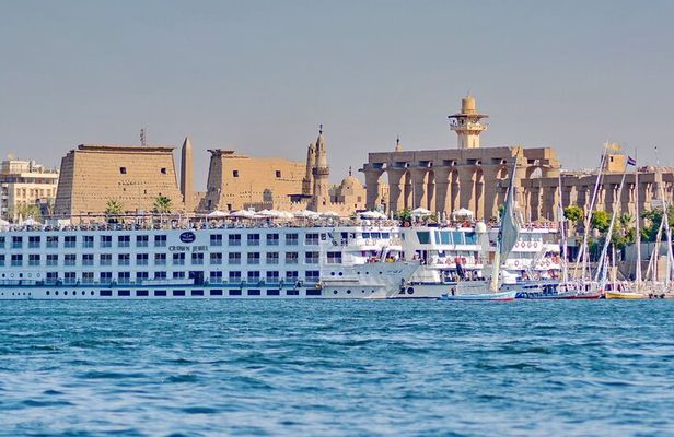 4-Day Deluxe Nile Cruise: Aswan to Luxor with Abu Simble, Balloon
