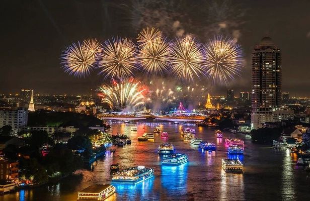 Royal Princess Cruise Sunset Dinner on the Chao Phraya in Bangkok