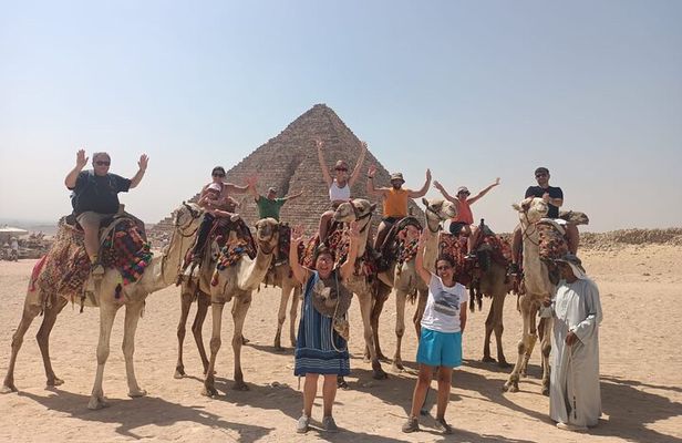 Full Giza Plateau Tour Pyramids Sphinx and Panoramic Views