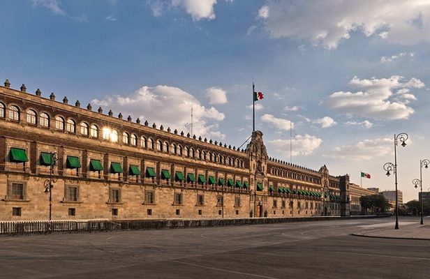 Bici-Taxi & Walking Tour: Ride Through the History of Mexico City