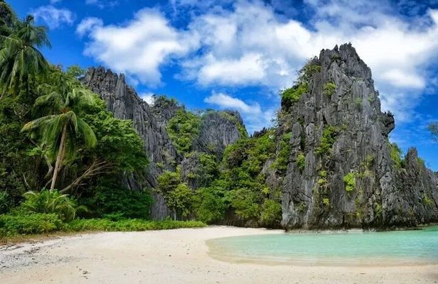 El Nido Tour C Island Hopping to Hidden Beaches and Snorkeling