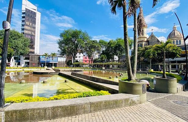 Explore Pereira; History, Gastronomy, Coffee and Mega Cable
