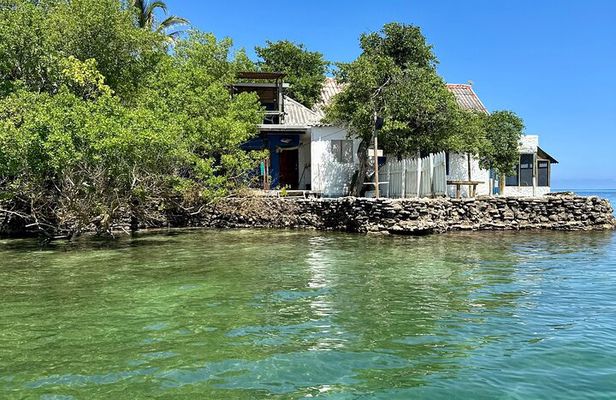 Boat Tour of the Rosary Islands