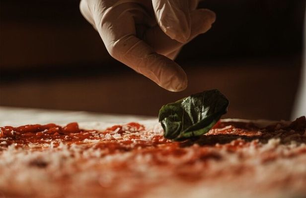 Pizza and Gelato | Cooking Experience in Garbatella (Draft Beer!)