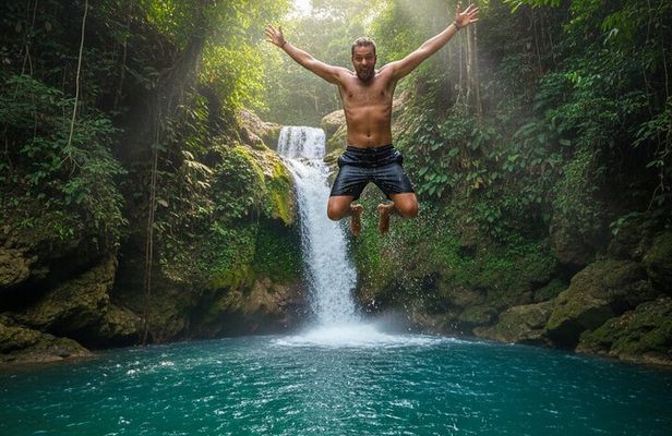 Puerto Plata: Adventure in the 27 Waterfalls and Safari by Jeep