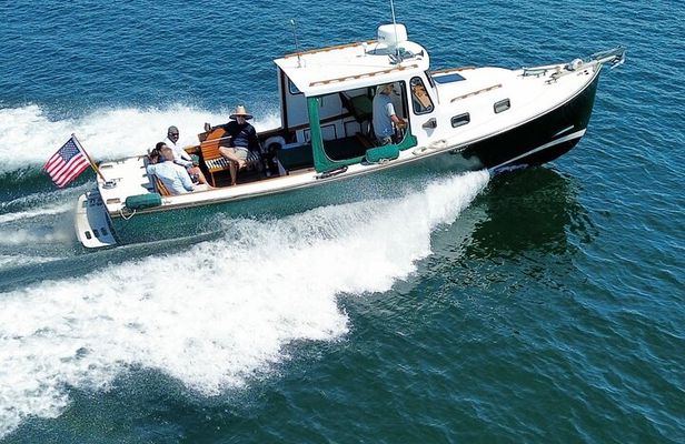 Private Yacht Tour in Portland, Maine 2hr, 4hr and 6hr Available