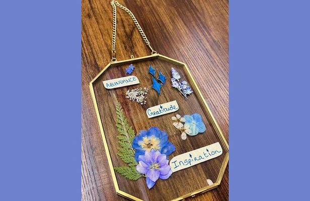 Intentional Flower Frame Workshop in Denver