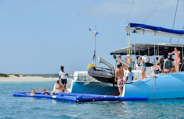Boa Vista Catamaran Tour with All Inclusive Bay Cruise