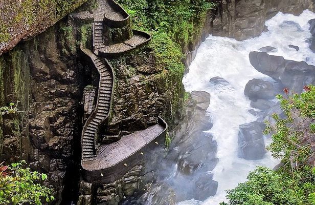 Route of the 8 Waterfalls in Baños