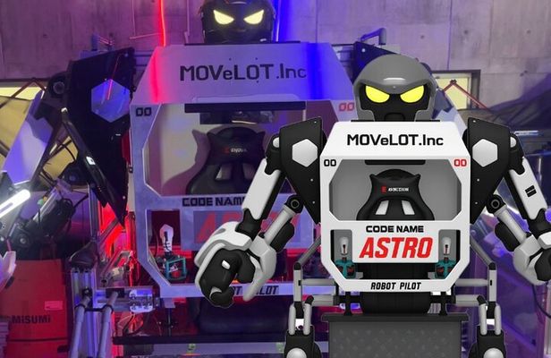 Giant Robot Boarding and Piloting Experience in Tokyo