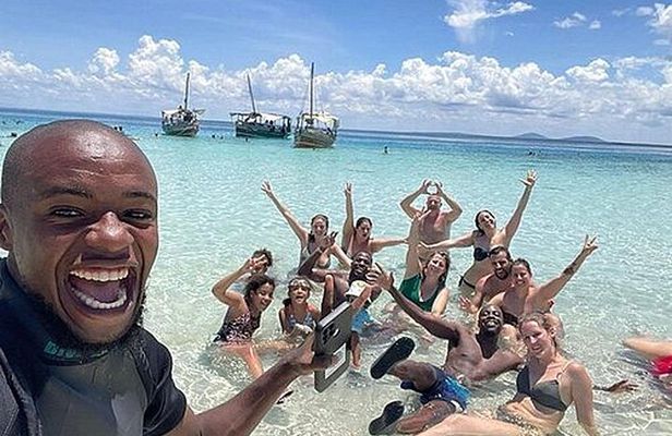 Mombasa Nyali Beach 2-Day Private Tour