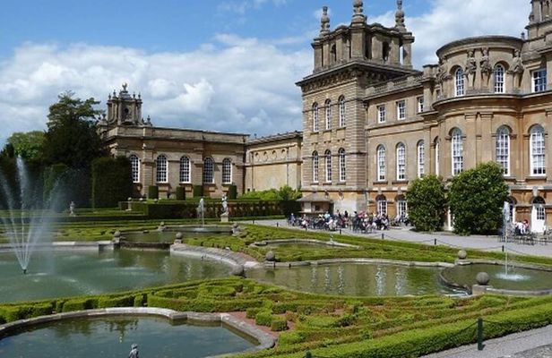 Blenheim Palace and Cotswolds Downtown Abbey Tour