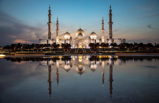 Private Night Transit Tour Grand Mosque Corniche and More