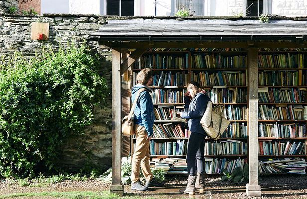 Bannau Brycheiniog Brecon Beacons Hay on Wye Tour
