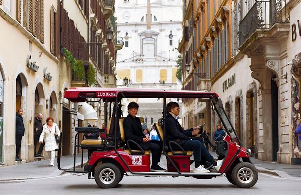 Tour of Rome in Golf Cart: Squares and Fountains of Rome