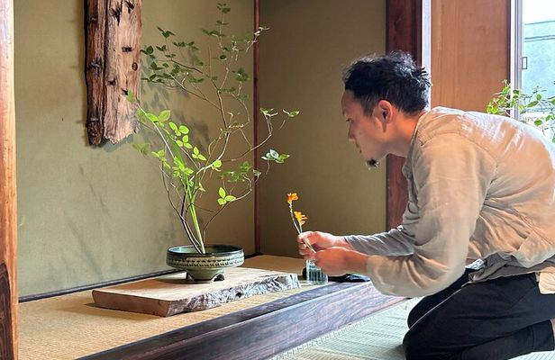 Kyoto Japanese Flower Arrangement Ikebana