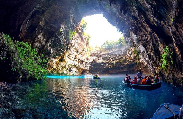 Kefalonia Half Day Tour Melissani Lake and Drogarati Cave