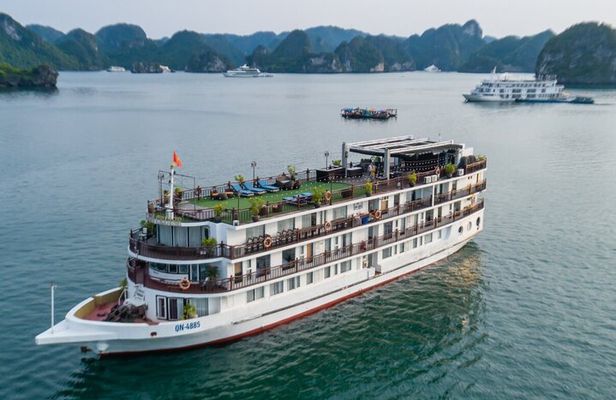 Halong Bay 2D1N Premium Cruise from Hanoi with Private Balcony