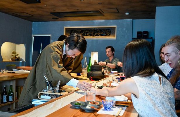 Sake "Omakase" in Osaka : Guided Tasting by a Active Sake brewer