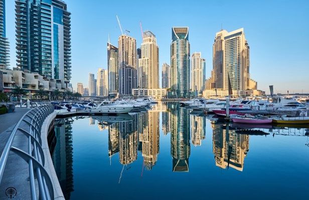 Private Dubai City Tour from Abu Dhabi with Dubai Mall and Souks