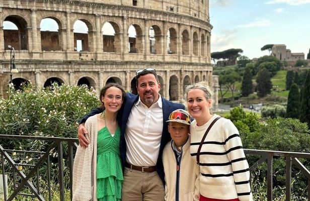 Enjoy Rome major attractions by Golfcart 