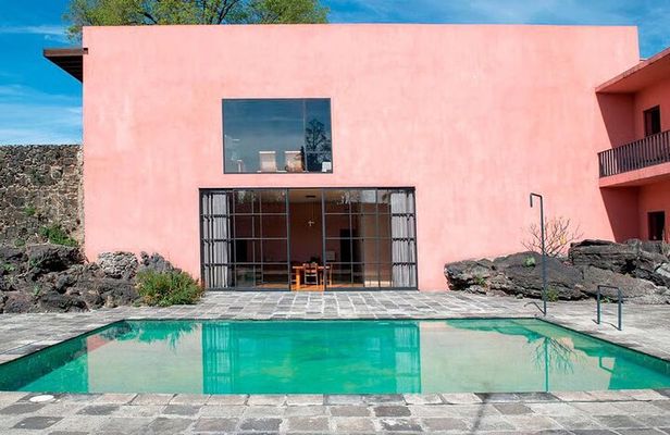 Private Tour Architecture of Luis Barragan and Lunch Casa Tetetlan