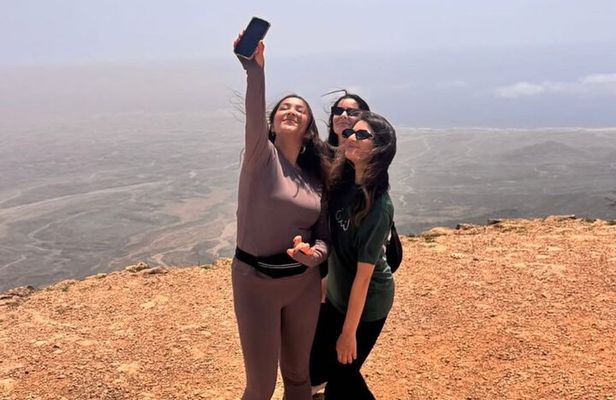 Salalah Full Day Tour itinerary (East & West)