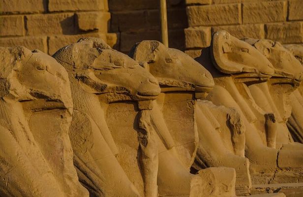 2 Day Luxor Tour East and West Bank Highlights