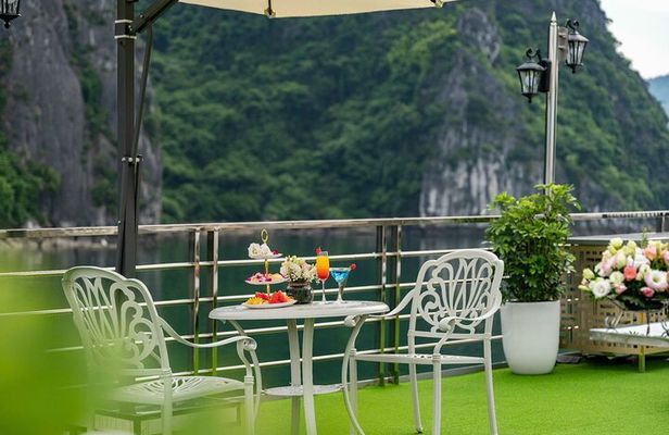Full day Halong Bay Luxury Cruise - buffet lunch, kayak, swim.