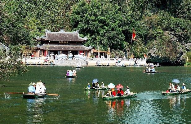2-Day Ninh Binh Tour: Cuc Phuong, Van Long, Bai Dinh, Trang An