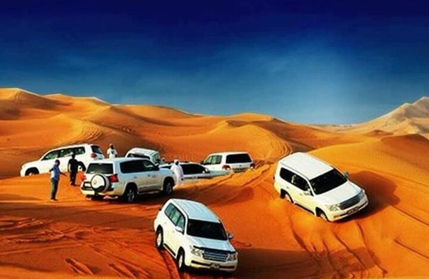 Dubai Dessert Safari Private Car with Dunes Bashing & Dinner