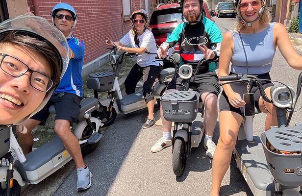Discover Old Shanghai on an Electric Moped