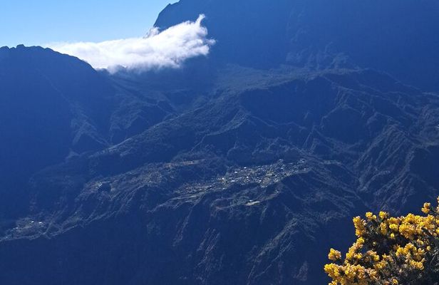 Visit the Maido EN Excursion Privée