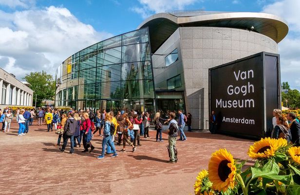 Amsterdam Van Gogh Guided Tour with Museum Highlights