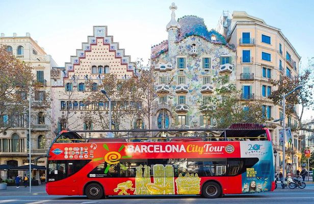 Barcelona Hop On Hop Off Bus Tour