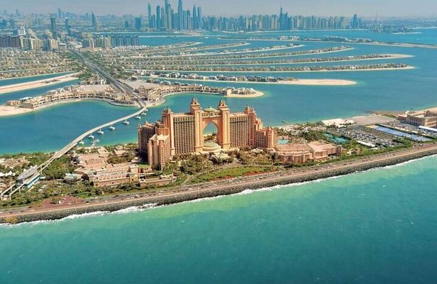 Dubai Modern City Private Tour with Palm Jumeirah & Marina Walk