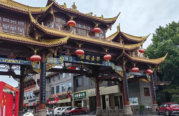 3-hour In-depth History and Culture Walk Tour in Central Chengdu 