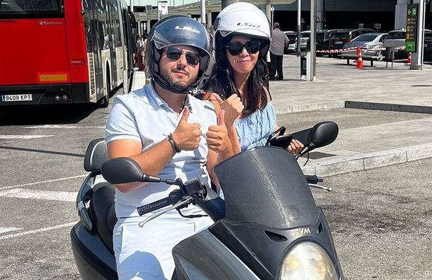 Private Scooter Tour of Barcelona City Highlights